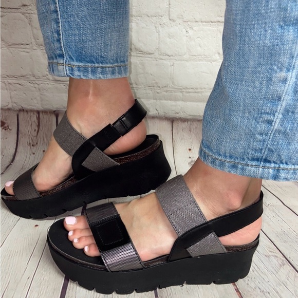 OTBT Women's Nova Wedge Sandal Size 8 - Picture 7 of 16